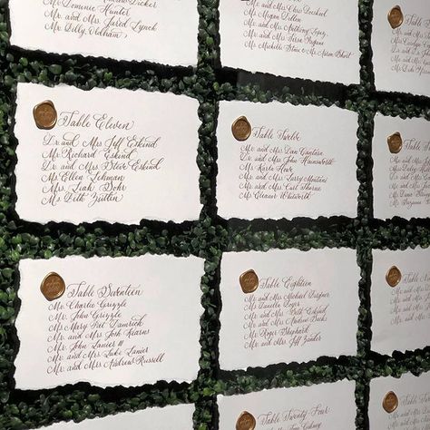 Seating chart love! • give me a boxwood wall and let’s make magic happen! Planne Emerald Green Seating Chart, Green Wall Seating Chart, Emerald Seating Chart, Boxwood Wall Seating Chart, Boxwood Seating Chart, Green And Gold Wedding Seating Chart, Seating Chart Wedding Handwritten, Wall Seating, Seating Chart Wedding