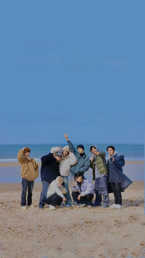 Ateez Blue Wallpaper, Ateez Ipad Wallpaper, Ateez Pics, Ateez Wallpaper, 4k Photos, Bias Kpop, Lines Wallpaper, Drama Memes, Iphone Lockscreen