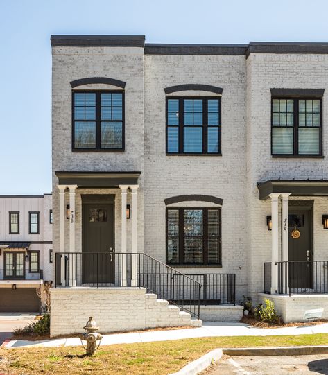 City living at its in-town finest! Find the luxurious Brownstones at Cosmopolitan in Atlanta. Town Home, Dream Life House, Townhouse Designs, Life Vision, Prayer Requests, Life Vision Board, Atlanta Homes, Luxury Apartment, 2025 Vision