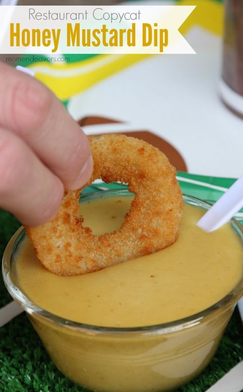 Easy Football Party Food, Pretzel Snack Recipes, Mustard Pretzels, Honey Mustard Pretzels, Honey Mustard Dip, Honey Mustard Recipes, Mustard Dip, Honey Mustard Dipping Sauce, Restaurant Copycat