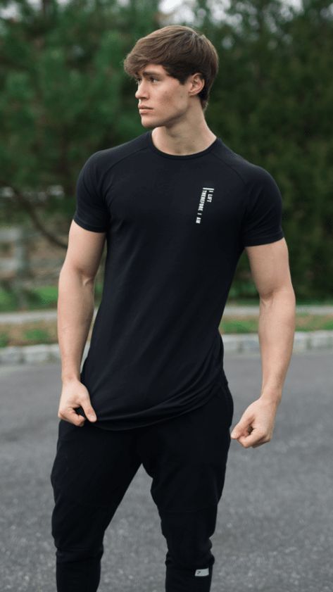 Gymshark Athlete, David Laid, Athleisure Men, Gym Guys, Gym Outfit Men, Mens Workout Clothes, Stylish Boys, Poses For Men, Muscle Men