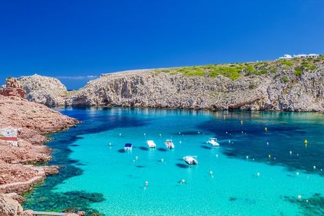 Recorremos el Camí de Cavalls en Menorca — Mi Viaje Cities In Spain, Menorca Spain, Visit Spain, Spain Fashion, Tourism Website, Spain Holidays, Sailing Trips, Travel Spain, Lifestyle Business