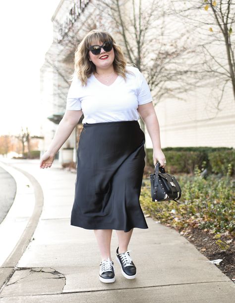 Plus size silk skirt Plus Silk Skirt Outfit, Silk Skirt Outfit Casual Plus Size, Plus Size Silk Skirt, Styling A Satin Skirt Plus Size, Black Slip Skirt Outfit Plus Size, Silk Skirt Outfit Plus Size, Satin Skirt Plus Size, Slip Skirt Plus Size, Slip Skirt Outfit Fall