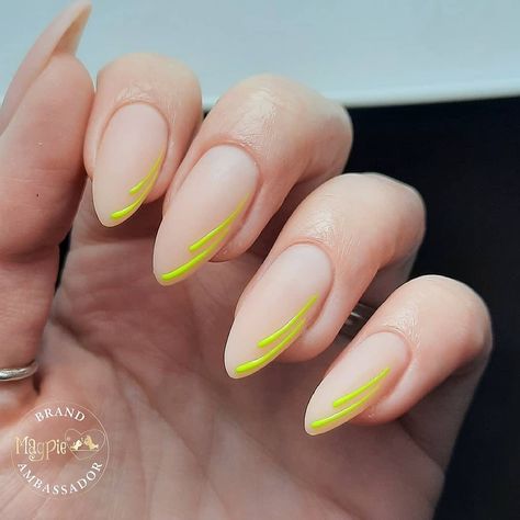 Beige And Neon Nails, Neon Yellow Design Nails, Minimalist Neon Nails, Minimal Neon Nails, Nude And Neon Yellow Nails, Nude Nails With Neon Design, Subtle Neon Nails, Nude Neon Nails, Yellow And Nude Nails