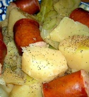 Sausage And Cabbage Recipes, Boil Cabbage Recipe, Potatoes And Smoked Sausage, Cooked Cabbage Recipes, Slow Cooker Cabbage, Best Cabbage Recipe, Sausage And Cabbage, Easy Cabbage Recipes, Cabbage Potatoes