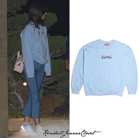 Kendall Jenner outfit light blue sweater pink bag white sneakers glitter socks Kendall Jenner Closet, Glitter Socks, Kendall Jenner Outfits, Light Blue Sweater, Blue Sweater, Pink Sweater, White Sneakers, White Bag, Kendall Jenner