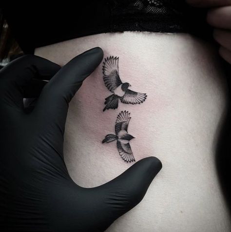 Magpie Tattoo, Birthday Tattoo, Ancient Tattoo, Crow Tattoo, Raven Tattoo, Delicate Tattoo, Tattoo Project, Small Tattoo Designs, Fine Line Tattoos