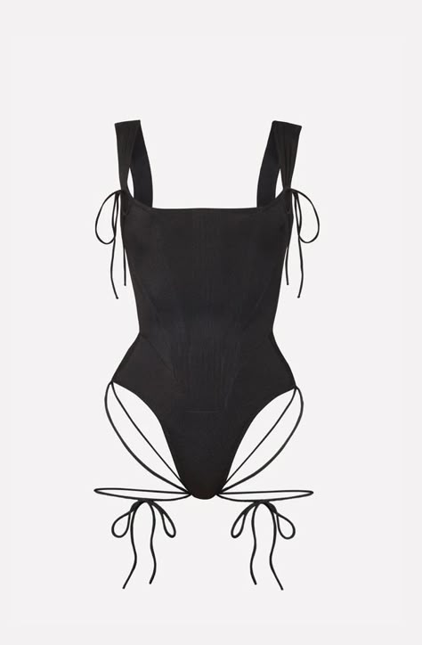 Swimsuit Aesthetic, Dilara Findikoglu, Outing Outfit, Black Bathing Suits, Best Swimsuits, Fire Fits, Black Swimwear, Dolce E Gabbana, Fashion Mistakes