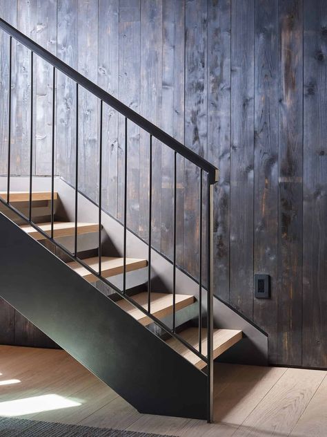 Cliffside House, Cabin Stairs, Mountains North Carolina, Spruce Forest, Woodland Cabin, Modern Stair Railing, Timber Frame Barn, Cabin Retreat, Stairway Design