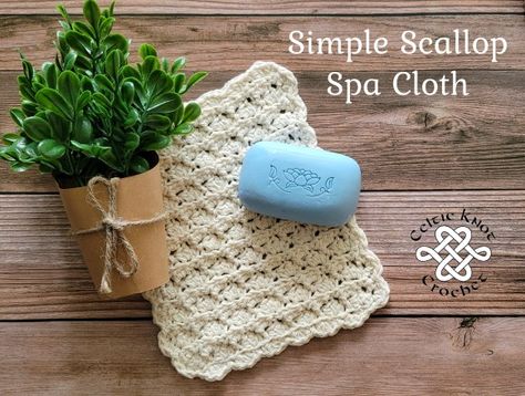 Celtic Knot Crochet, Crochet Washcloth Free, Crochet Washcloths, Spa Outfit, Crochet Scrubbies, Half Double Crochet Stitch, Dishcloth Crochet Pattern, Basic Stitches, Crochet Dishcloth