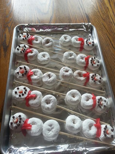 Fun Christmas Crafts For Kids, Kids Christmas Party, Christmas Gift Basket Ideas, Fun Christmas Crafts, Christmas Brunch, Winter Birthday, Disney Infinity, Xmas Food, Christmas Gift For Mom