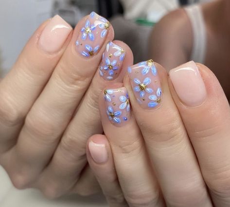 Pastel Manicure, Classy Gel Nails, Gell Nails, Unique Manicure, Hot Nail Designs, Nail Base Coat, Beautiful Nail Polish, August Nails, Abstract Nail Art