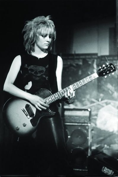 Viv Albertine, Female Punk, Johnny Thunders, The Slits, Rock And Roll Girl, 70s Punk, British Punk, Les Paul Jr, Guitar Girl