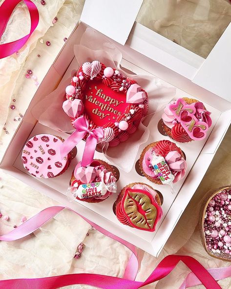 Valentines Bento Box ❤️💖 Proving to be the most popular item so far for #valentinesday 😍 Which also means spaces for these are filling… | Instagram Valentines Bento, Box Cakes, Pinned Post, Emma Rose, Cupcake Boxes, Place Your Order, Red Candy, Baking Ideas, Happy Heart