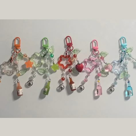 Soda Bottle Keychains Price $9.5 + Shipping DM or use link in bio to purchase [Slide 2] Blue Soda xx avail xx [Slide 3] Pink Soda xx sold out xx [Slide 4] Green Soda xx avail xx [Slide 5] Red Soda xx avail xx [Slide 6] Orange Soda xx avail xx tags 🏷️ #explore #explorepage #smallbusiness #smallbusinessowner #smallhusinessowners #smallbusinesssupport #handmade #jewelry Ideas For Keychains, Keyring Ideas, Green Keychain, Bottle Keychain, Pink Soda, Pretty Items, Vintage Photo Editing, Bead Accessories, Charm Ideas