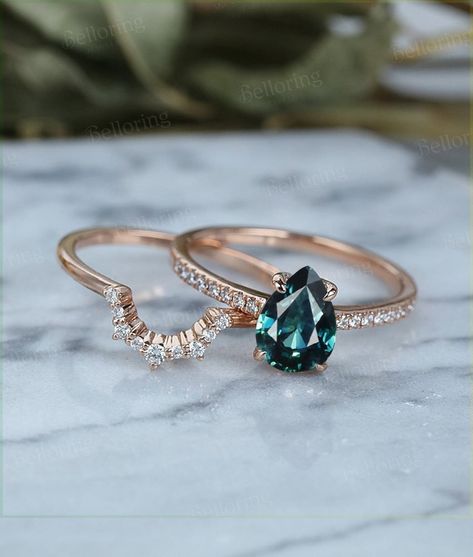 Teal Sapphire Engagement Ring, Rose Gold Ring Set, Sapphire Engagement Ring Set, Morganite Engagement Ring Set, Wedding Rings Photos, Teal Sapphire, Unique Roses, Alexandrite Engagement Ring, Morganite Engagement