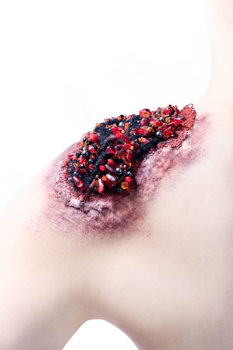 mutant baby doilies: a luxurious skin disease (group collaboration) Disease Aesthetic Dark, Beading Textiles, Textiles Anatomy, Megan Mitchell, Growth And Decay, Kampot, Body Adornment, Skin Diseases, Art Plastique