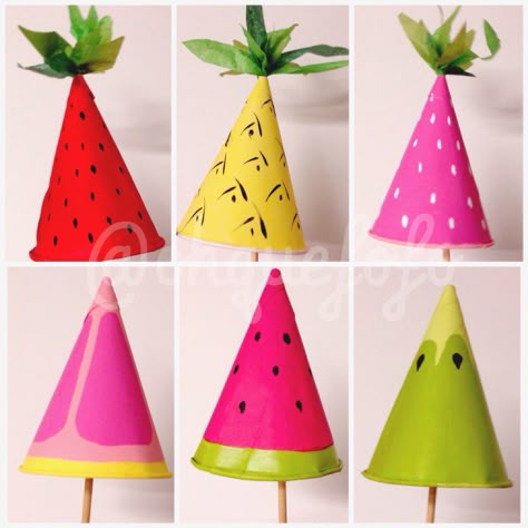 DIY Party hats! Inspired by Studio DIY. Got too creative and went beyond making just pineapples and strawberries! Lol they are adorable for my baby's first birthday. Twotti Fruity Birthday, Tutti Fruitti Party, Tutti Frutti Birthday Party, Twotti Fruity, Tutti Frutti Party, Fruit Birthday Party, Fruit Crafts, 2nd Birthday Party For Girl, Tropical Birthday Party