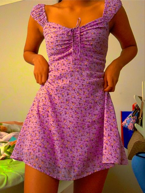 lilac purple floral indie kid aesthetic fit inspo trendy Purple Sun Dress, Sundress Aesthetic, Indie Kid Outfits, Indie Kid Style, Indie Outfit Inspo, Indie Dress, Sundress Outfit, Indie Dresses, Estilo Indie