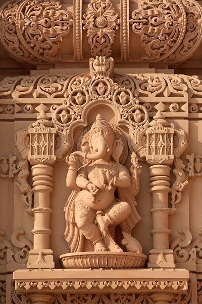 Akshardham Temple, Ganesh Murti, Historical Sculptures, Arte Yoga, Asian Sculptures, Temple India, Indian Temple Architecture, India Architecture, Ancient Indian Architecture