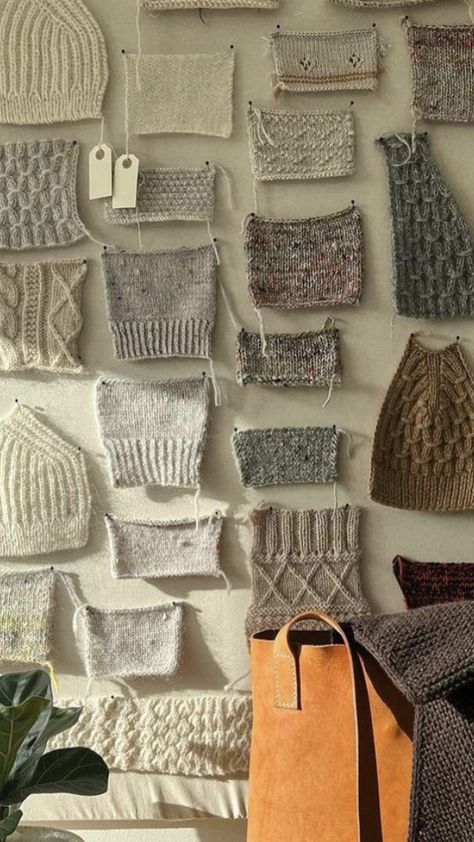 Knitting Small Business, How To Display Knitted Items For Sale, Yarn Store Aesthetic, Yarn Store Display Ideas, Crochet Mood Board, Knitting Room Ideas, Knitting Station, Organizing Yarn, Crochet Organization