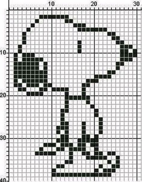 Snoopy Granny Square, Peanuts Pixel Art, Stitch Character, Graph Paper Drawings, Bead Weaving Tutorials, Pixel Crochet, Pixel Art Grid, Mini Cross Stitch, Bead Loom Patterns