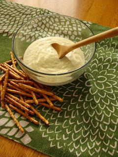 Horseradish-Honey Mustard Pretzel Dip. Jesse and I ate all of this in one sitting. Yum! Pretzels Ideas, Mustard Pretzel Dip, Pretzel Dip Recipes, Horseradish Dip, Pretzel Crusted Chicken, Mustard Pretzels, Holiday Apps, Honey Mustard Pretzels, Honey Mustard Dip