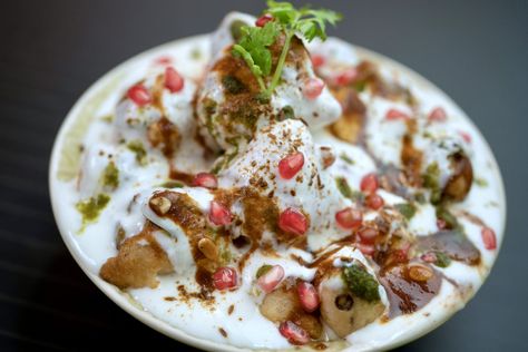 Dahi Bhalle - Chef Kunal Kapur Dahi Bhalla Recipe, Bhalla Recipe, Dahi Vada Recipe, Lebanese Chicken, Dahi Vada, Holi Recipes, Vada Recipe, Chaat Masala, Indian Street Food