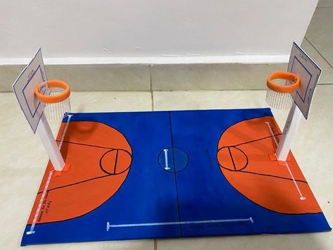 Basketball Projects For School, Basketball Doodle, Basketball Project, School Board Decoration, Cardboard Model, Diy Kids Games, Bola Basket, Cute Summer Wallpapers, Pumpkin Coloring Pages