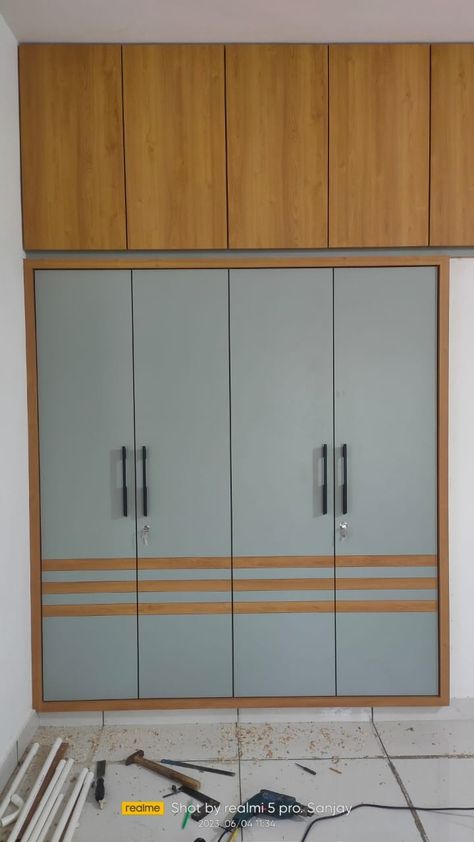 Full Wall Almirah Designs, Wardrobe Sunmica Colour Combination, Full Wall Almari Design Room, Walldrop Design New, Kapat Design Modern, Shutter Wardrobe Designs, Wodrob Design Simple, Wadrobe Clothes Design Bedroom Indian, Simple Wardrobe Design Bedroom