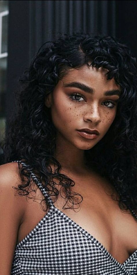 Aiyana Lewis Long Hair, Aiyana Lewis Aesthetic, Brain Reference, Aiyana Lewis, Julia Kelly, Character Art Inspiration, Positive Art, Lost World, Secret Crush