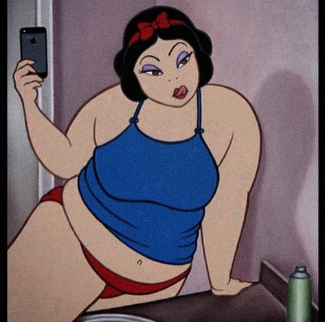 Fat snow white🍎😂😂😂 #justforfun (!!!) Snow White Pfp, Snow White Meme, Snow White Funny, Snow White Icon, Fat Disney Princesses, Snow White Quotes, Fat Cartoon Characters, Fat Princess, Artsy Wallpaper