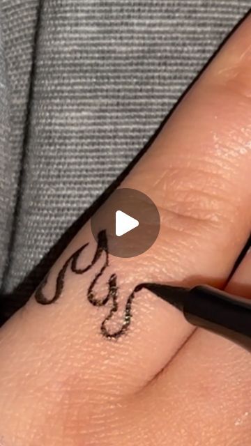 Vibe Drawing, Capricorn Vibes, Tattoo Eyeliner, Capricorn Facts, Eyeliner Tattoo, Eyeliner Tutorial, Drawing Art, Body Art, Art Tattoo