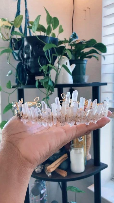 Hand made custom crystal crown for a libra queen celebrating soon. Diy Wire Crown, Diy Crystal Crown, Ash Princess, Diy Birthday Crown, Libra Queen, Crown Tutorial, Wire Crown, Quartz Crown, Goddess Crown