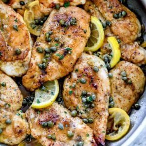 Keto Chicken Piccata, Best Chicken Piccata, Easy Chicken Piccata, Piccata Sauce, Piccata Recipe, Chicken Piccata Recipe, Foodie Crush, Easy Chicken Dinner Recipes, Chicken Piccata