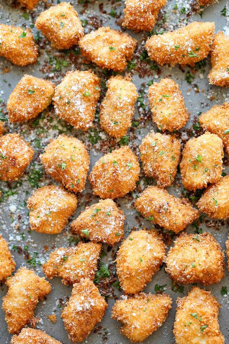 Parmesan Chicken Bites, Superbowl Sunday Food, Sunday Recipes, Parmesan Chicken, Chicken Bites, Fried Chicken Recipes, Chicken Parmesan, Chicken Nuggets, Parma