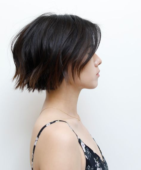 L.A.'s "Parallel Undercut" Is The Secret To Hair That's SO Easy To Style #refinery29 Undercut Thick Hair, Undercut Haircut, Angled Bob Haircuts, Asymmetrical Bob Haircuts, Angled Bob Hairstyles, Choppy Bob Haircuts, Bob Hairstyles For Thick, Blow Dry Hair, Choppy Bob Hairstyles