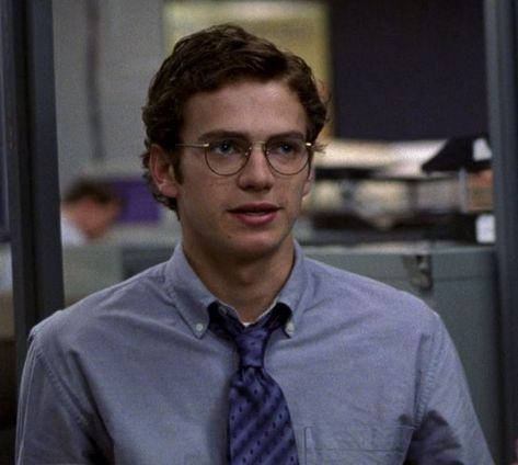 Hayden Christensen Shattered, Hayden Christensen Glasses, Stephen Glass Hayden Christensen, Star Wars Anakin, Girl Dinner, Hayden Christensen, Shattered Glass, Fictional Crushes, Anakin Skywalker