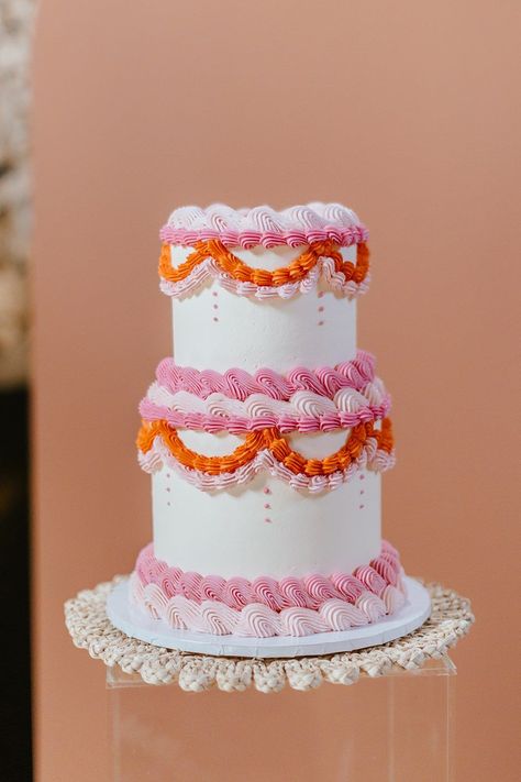 Vintage Lambeth Iced Cake Pink Orange Wedding Ideas Bethany Smith Photography #wedding #weddingcake Simple Colorful Wedding Cake, Orange And Pink Wedding Cake, Pink And Orange Cake Ideas, Pink Orange Wedding Cake, 70s Wedding Cake, Two Tiered Birthday Cake, Pink And Orange Cake, Wedding Cakes Pink, Spring Wedding Pink