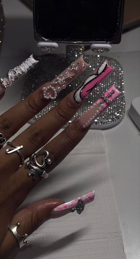 Long Extra Nails, Long Nails With Charms, Nail Designs Bling, Fye Nails, Birthday Nail, Hard Nails, Edgy Nails, Colored Acrylic Nails, Colored Acrylic