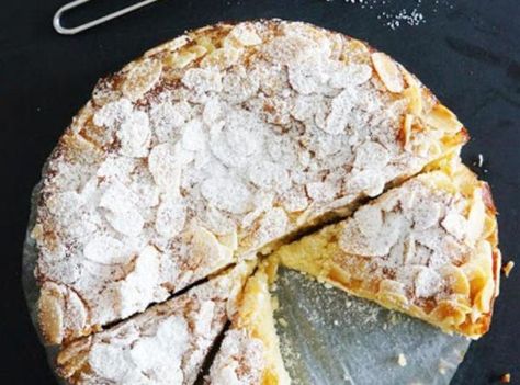 Lemon, Ricotta and Almond Flourless Cake Flourless Cake, Ricotta Cake, Lemon Ricotta, Almond Cake, Almond Cakes, Lemon Recipes, Food Cakes, Almond Recipes, Gluten Free Baking