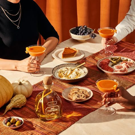 Always save room for dessert. Cap your evening with a sweet, decadent Patrón Pumpkin Pie martini cocktail and raise a glass to the moments when friends become family. #patron #tequila #cocktails #patrontequila #cocktailinspiration #patrontequila #pumpkinpiemartinicocktail #pumpkinpie #pumpkinmartini #fallmartini Thanksgiving Cocktails With Tequila, Martini Photography, Fall Cocktail Photography, Holiday Cocktail Photography, Winter Cocktail Photography, Autumn Tequila Cocktails, Hot Winter Cocktails, Pumpkin Martini, Pumpkin Spice Cocktail