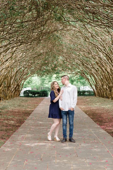 Dallas Arboretum Photoshoot, Dallas Arboretum Engagement Photos, Glam Family Photoshoot, Arboretum Engagement Photos, Classy Engagement Photos, Dallas Engagement Photos, Dallas Engagement, Dallas Arboretum, Engagement Outfit