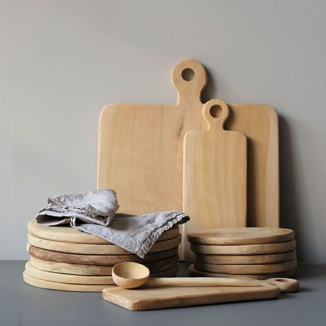 Never leave food on a board too long, particularly highly acidic foods like lemons, which can damage the wood. Never soak the board in water. Keep it away from excessive heat. Cedar Board, Brooklyn Design, Cedar Boards, Wood Platter, Rustic Country Home, Real Kitchen, Egg Holder, Local Design, Wood Board