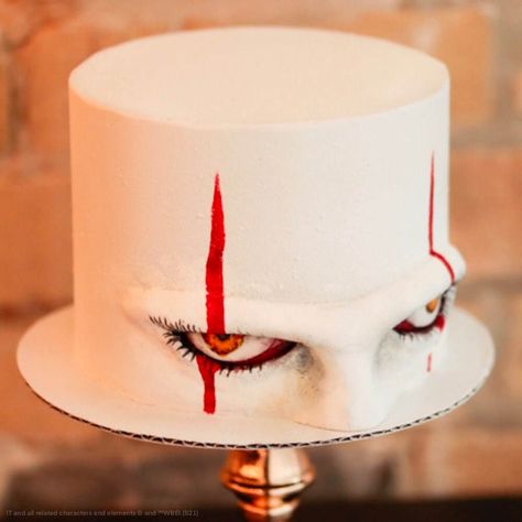 Horror Cake Design, It Cake Pennywise, Scary Cake Ideas, Pennywise Cupcakes, Pennywise Birthday Cake, Halloween Cakes Scary, Halloween Cake Ideas Scary, Pennywise Birthday Party Ideas, Scary Cakes Horror