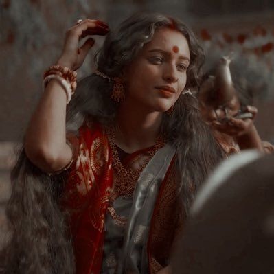 Bulbul Aesthetic, Tripti Dimri Bulbul, Bengali Aesthetic, Tripti Dimri, Bengali Culture, South Asian Aesthetic, Royalty Aesthetic, Vintage India, Desi Aesthetic