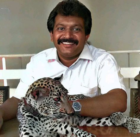 Prabhakaran Velupillai, Prabhakaran Velupillai Art, Velupillai Prabhakaran, Captain Prabhakaran Images, Che Guevara Photos, Cheetah Photos, Dp For Whatsapp Profile, Spartan Logo, Bus Skin Design