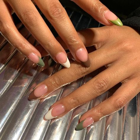 Holiday Nail Ideas, Holiday Nail, Estilo Hippie, Tip Nails, Minimalist Nails, Dream Nails, Fire Nails, Funky Nails, Pretty Acrylic Nails