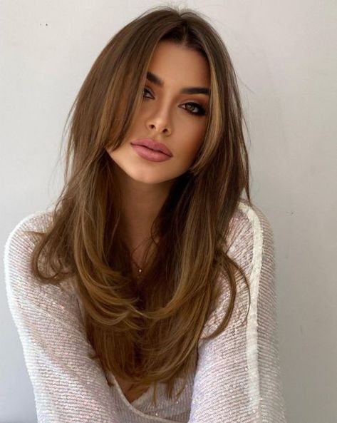 Long Haircut with Jaw-Length Bangs Medium Hairstyles Straight Hair, Hairstyles Straight Hair Black Women, Short Hairstyles Straight Hair, Straight Hair Black Women, Best Haircuts For Square Faces, Haircuts For Square Faces, Long Length Haircuts, Hairstyles Straight Hair, Haircut For Face Shape