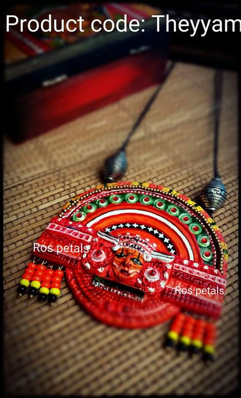 Theyyam jewelry from Ros petals Kerala Jewellery, Folk Art Jewelry, Terracotta Jewellery Making, Terracotta Jewellery Designs, Fabric Paint Diy, Fabric Jewellery, Hand Embroidery Dress, Wooden Jewellery, Handmade Clay Jewelry